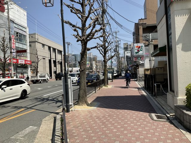 円町の交差点まで向かいます。